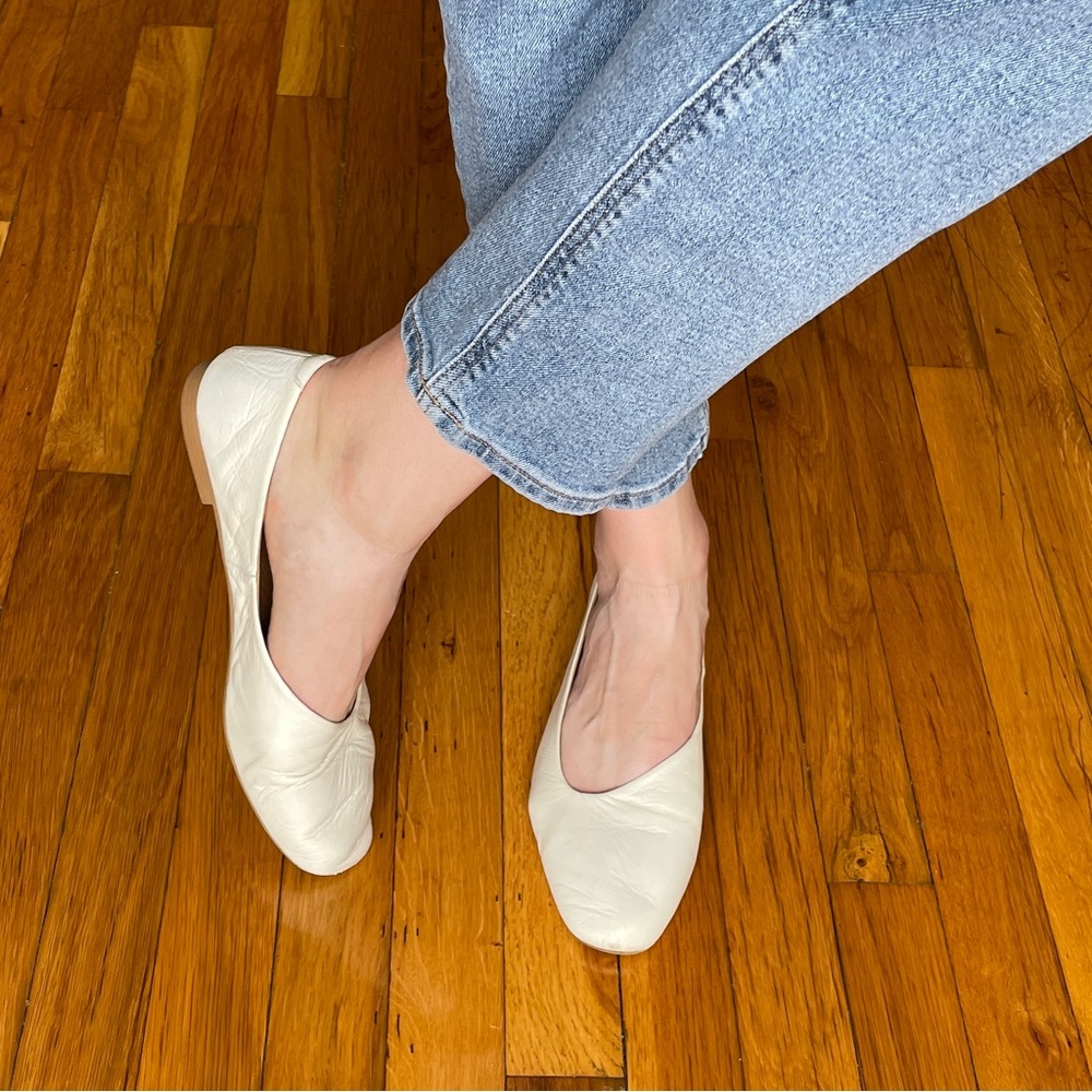 Miz Mooz Leather Ballet Flats Ivory Size US 9.5 EU 40